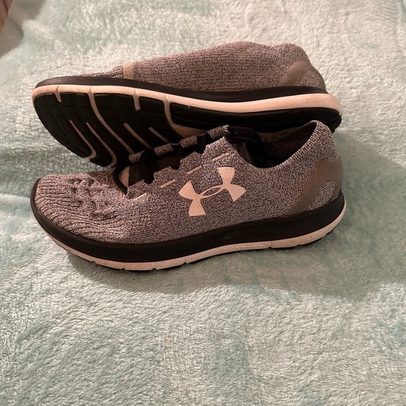 Under Armour Women's Gray Athletic Shoes - Picture 2 of 8